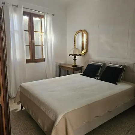 La Maison De Leonce *